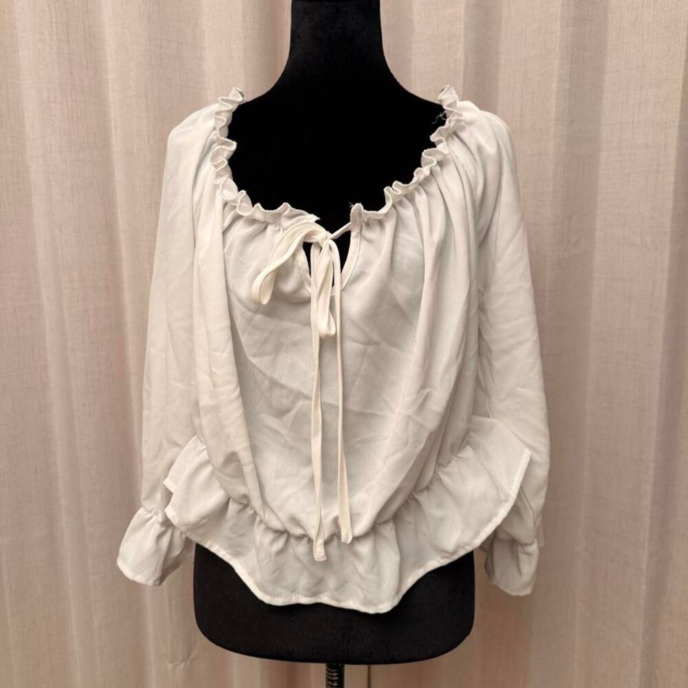 Unbranded Women's White and Cream Blouse